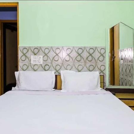 Pop Hotel Nand Palace Jhānsi Zewnętrze zdjęcie