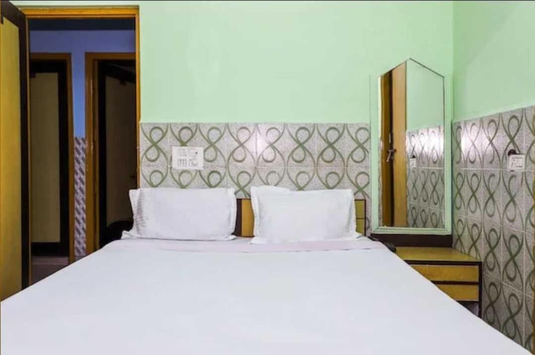 Pop Hotel Nand Palace Jhānsi Zewnętrze zdjęcie